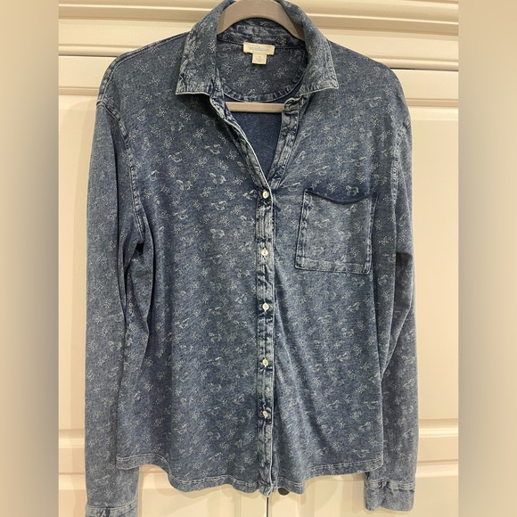 Sundance Horse & Floral Chambray Shirt | Western Boho Coastal Cowgirl | Medium - Picture 2 of 4